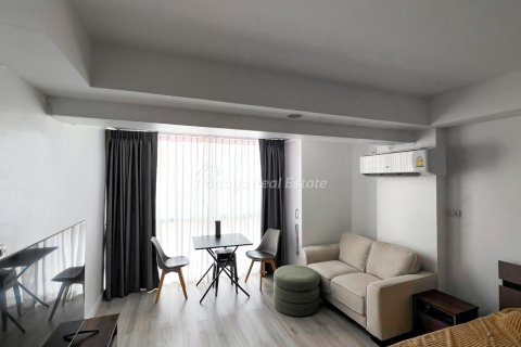Studio in the Condo in Pattaya, Thailand  № 205128