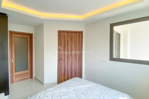 Condominio de 1 dormitorio en Bang Lamung, Tailandia № 205131 - foto 8