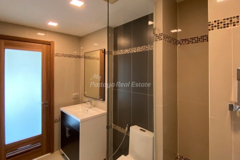 Condominio de 1 dormitorio en Bang Lamung, Tailandia № 205131 - foto 12