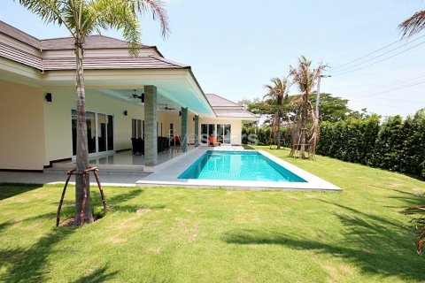 Casa de 3 dormitorios en Hua Hin, Tailandia № 67192 - foto 3