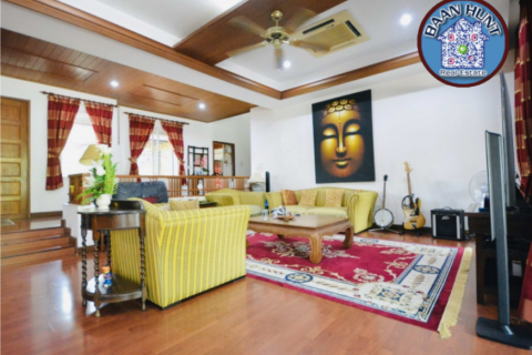 Casa de 6 dormitorios en Khlong Sam Wa, Bangkok, Tailandia № 54521