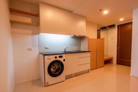 Condominio de 3 dormitorios en Watthana, Bangkok, Tailandia № 54520 - foto 3