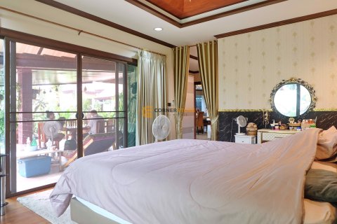 Estudio en Bang Lamung, Tailandia № 152280 - foto 19