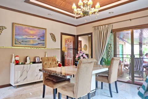 Estudio en Bang Lamung, Tailandia № 152280 - foto 5