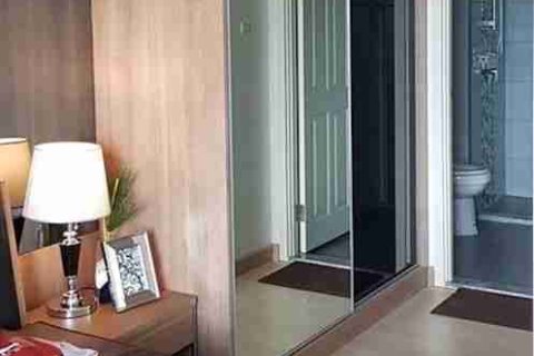 Condominio de 2 dormitorios en Thonburi, Bangkok, Tailandia № 183539 - foto 7