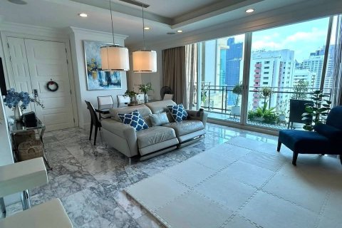 Condominio de 3 dormitorios en Bangkok, Tailandia № 180674 - foto 2