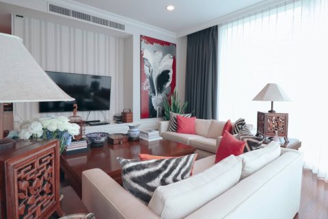 Condominio de 3 dormitorios en Bangkok, Tailandia № 180675 - foto 2