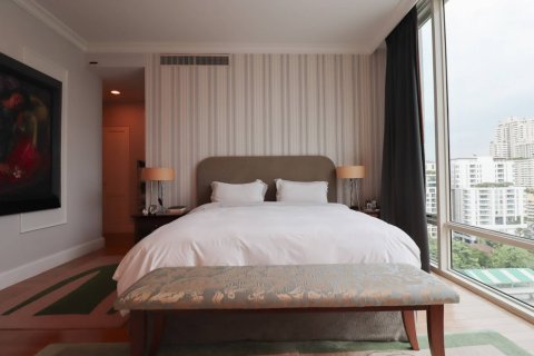 Condominio de 3 dormitorios en Bangkok, Tailandia № 180675 - foto 18