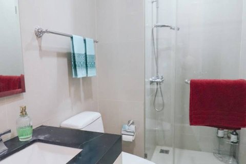 Condominio de 3 dormitorios en Bangkok, Tailandia № 180675 - foto 20