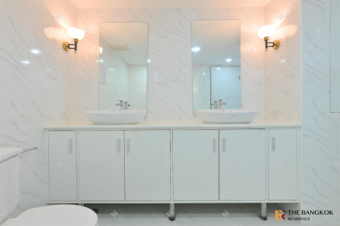 Eigentumswohnung in Bangkok, Thailand, 3 Schlafzimmer  № 209288 - Foto 7