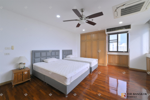 Eigentumswohnung in Bangkok, Thailand, 3 Schlafzimmer № 209291 - Foto 5