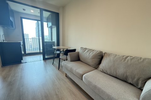 Estudio en el condominio en Huai Khwang, Bangkok, Tailandia № 173269 - foto 3