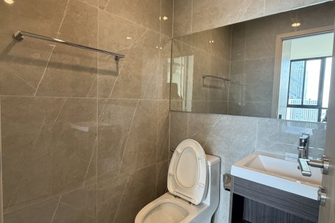 Estudio en el condominio en Huai Khwang, Bangkok, Tailandia № 173269 - foto 12