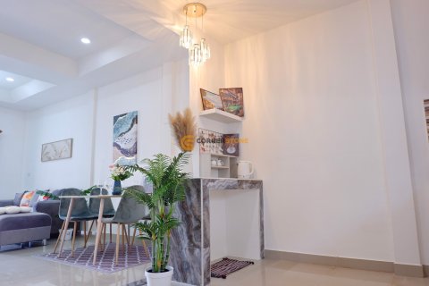 Estudio en Pattaya, Tailandia № 204898 - foto 12