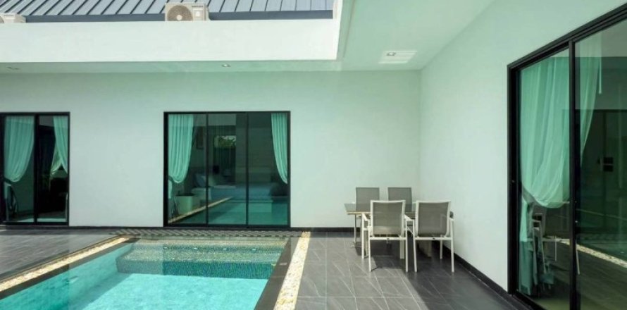 Casa de 3 dormitorios en Pattaya, Tailandia № 149695