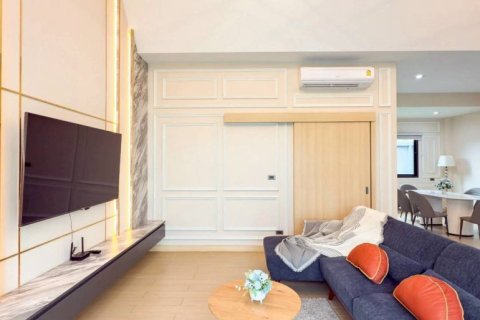 Casa de 3 dormitorios en Pattaya, Tailandia № 149695 - foto 4