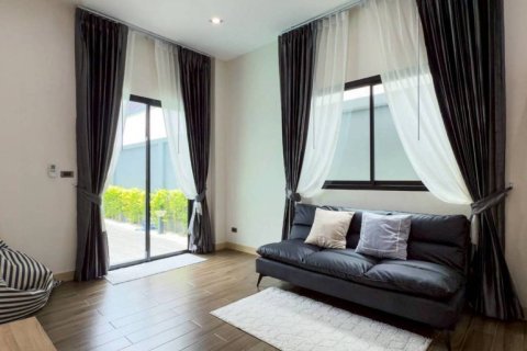 Casa de 3 dormitorios en Pattaya, Tailandia № 149695 - foto 16