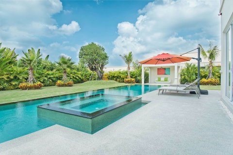 Estudio en Pattaya, Tailandia № 149693 - foto 6