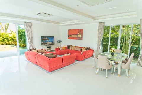 Estudio en Pattaya, Tailandia № 149693 - foto 9