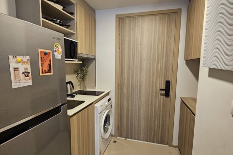 Apartamento de 2 habitaciones en Pattaya, Tailandia № 205764 - foto 3