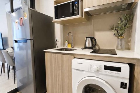 Apartamento de 2 habitaciones en Pattaya, Tailandia № 205764 - foto 2