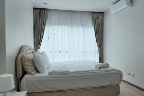 Apartamento de 2 habitaciones en Pattaya, Tailandia № 205766 - foto 11