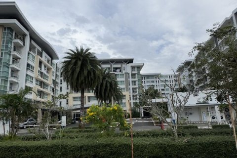 Apartamento de 2 habitaciones en Pattaya, Tailandia № 205767 - foto 16