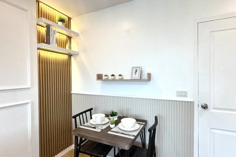 Apartamento de 2 habitaciones en Pattaya, Tailandia № 205765 - foto 3