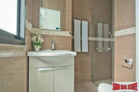Chalet de 3 dormitorios en Jomtien Beach, Pattaya, Tailandia № 202559 - foto 3