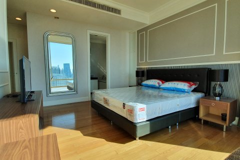Condominio de 3 dormitorios en Watthana, Bangkok, Tailandia № 200613 - foto 5