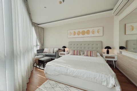 Condominio de 2 dormitorios en Watthana, Bangkok, Tailandia № 149911 - foto 4