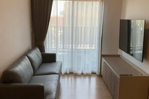 Condo à Bang Kapi, Bangkok, Thaïlande, 2 chambres  № 171890