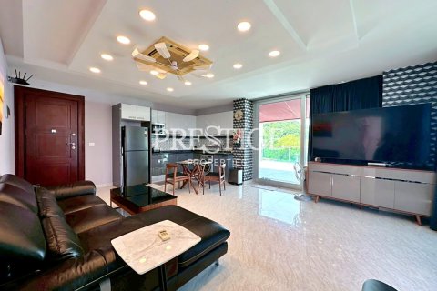 Condo in Pattaya, Thailand, 1 bedroom № 197967 - photo 2