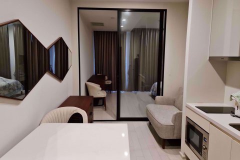 Condominio de 1 dormitorio en Bangkok, Tailandia en Noble Ploenchit  № 51379