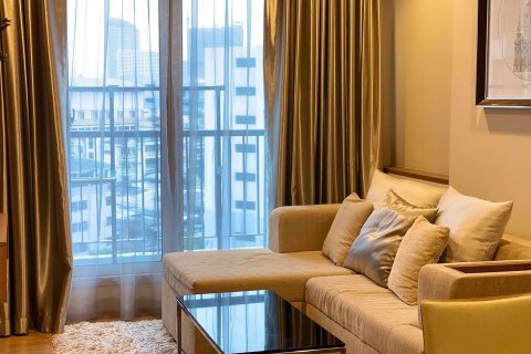 Sobre plano Rhythm Sathorn - Narathiwas en Bangkok, Tailandia № 36312 - foto 3