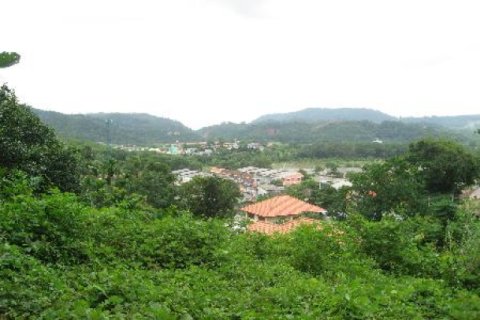 Terreno 9600 m2 en Kathu, Tailandia № 202442