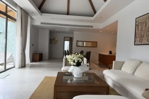 Casa de 3 dormitorios en Bang Tao, Tailandia № 153843 - foto 6
