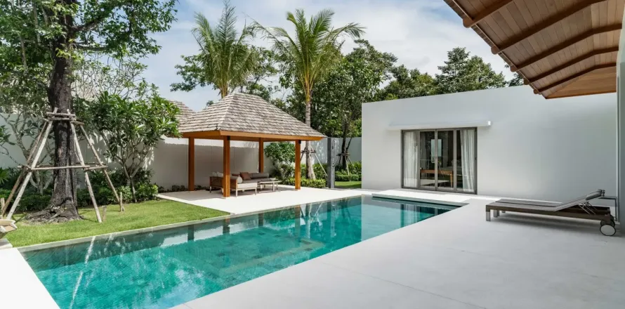 Casa de 3 dormitorios en Bang Tao, Tailandia № 153843