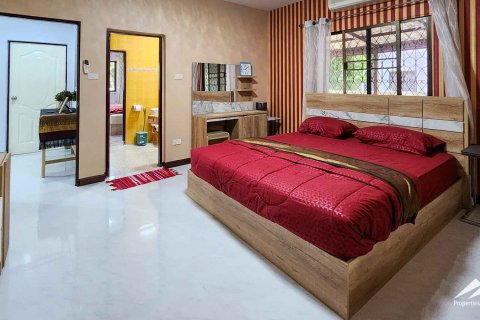 Casa de 3 dormitorios en Chiang Mai, Tailandia № 122819 - foto 20