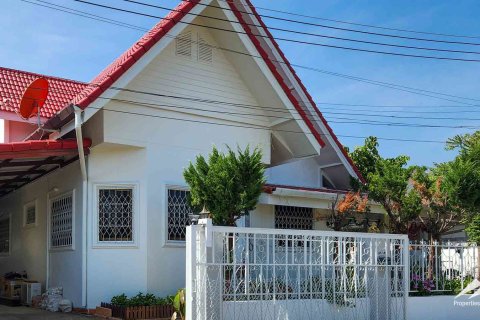 Casa de 3 dormitorios en Chiang Mai, Tailandia № 122819 - foto 2