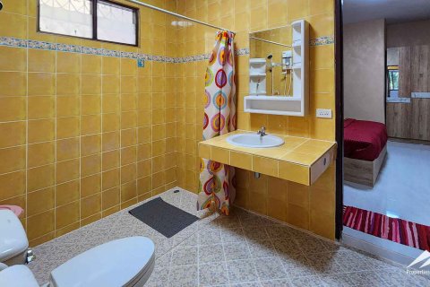 Casa de 3 dormitorios en Chiang Mai, Tailandia № 122819 - foto 19