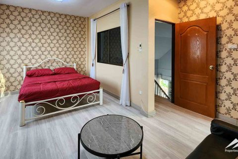 Casa de 3 dormitorios en Chiang Mai, Tailandia № 122819 - foto 28