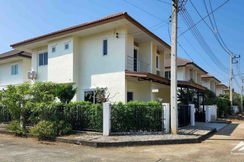 Casa de 3 dormitorios en Chiang Mai, Tailandia № 122818