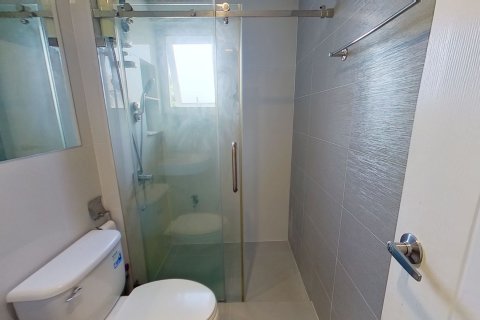 Casa de 4 dormitorios en Bang Na, Bangkok, Tailandia № 161218 - foto 17