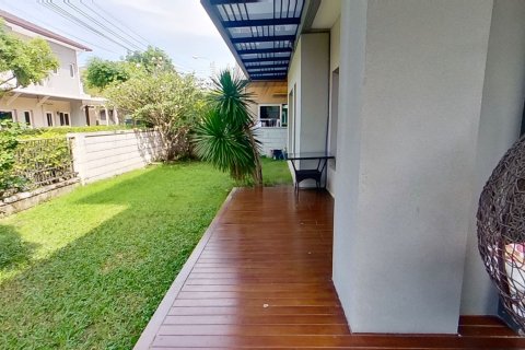 Casa de 4 dormitorios en Bang Na, Bangkok, Tailandia № 161218 - foto 4