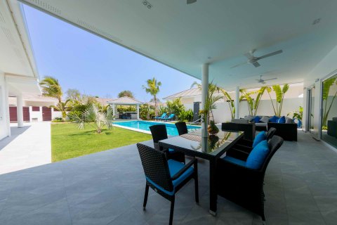Chalet de 2 dormitorios en Hua Hin, Tailandia № 166486 - foto 6