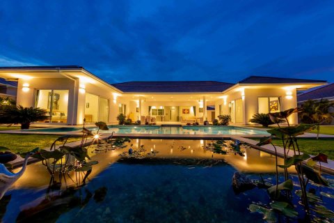 Villa in Hua Hin, Thailand 3 Schlafzimmer № 166488