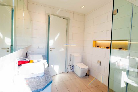 Chalet de 3 dormitorios en Hua Hin, Tailandia № 166488 - foto 9