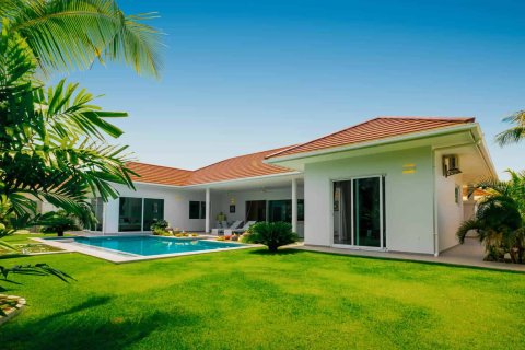 Chalet de 3 dormitorios en Hua Hin, Tailandia № 166488 - foto 13