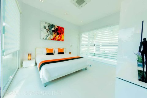Chalet de 3 dormitorios en Hua Hin, Tailandia № 166488 - foto 30